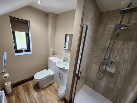 2 bedroom detached house to rent - Photo 5