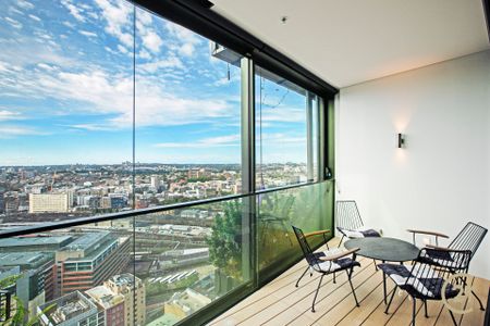 2 Bedroom Designer Apartment - Photo 2