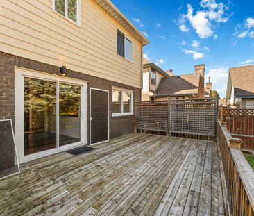 For Lease - 7 Castlethorpe Crescent, South of Baseline to Knoxdale,... - Photo 6