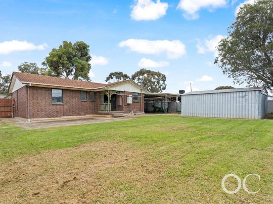 Open the Door To Fresh Family Living - Photo 1