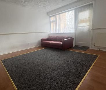 2 bedroom duplex to rent - Photo 1