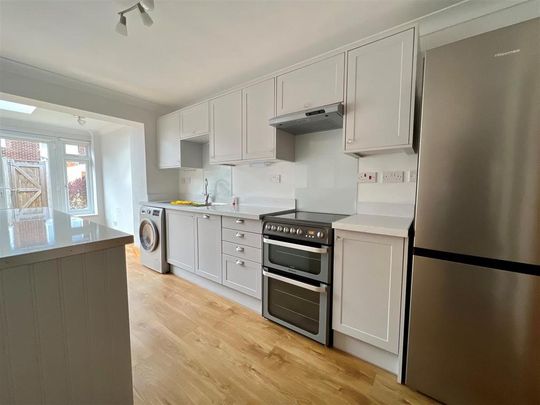 3 bedroom house to rent - Photo 1