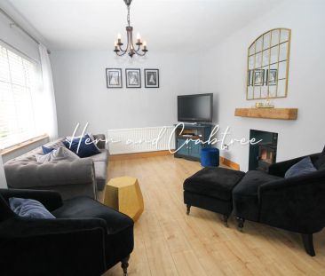 3 Bedroom House - End Terrace - Photo 3