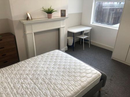 2 bedroom house share to rent - Photo 5