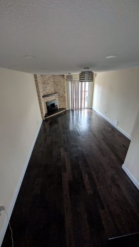 For Lease - 378 Hansen Road, Brampton, Ontario - Photo 2