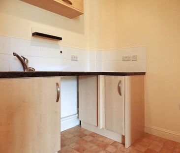 2 bedroom apartment to rent - Photo 6