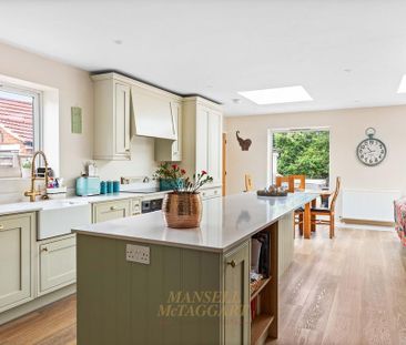 4 bedroom detached house to rent - Photo 4