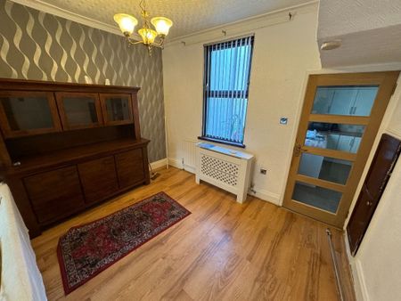 13 Cranburn Street, Belfast BT14 6BB - Photo 2