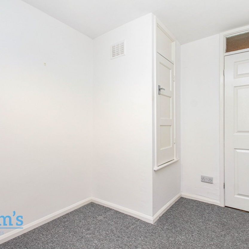 3 bed Town House for Rent - Photo 1