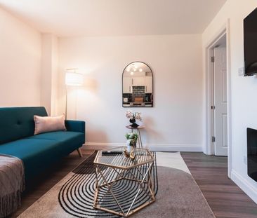 1 Bed Flat, Waylen Street, RG1 - Photo 1