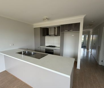 14 Riverwood Drive, Botanic Ridge VIC - Photo 5