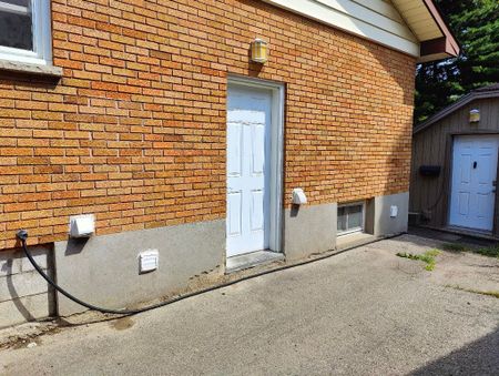For Lease - 83 Britannia Avenue Unit# lower, London North, Ontario - Photo 2