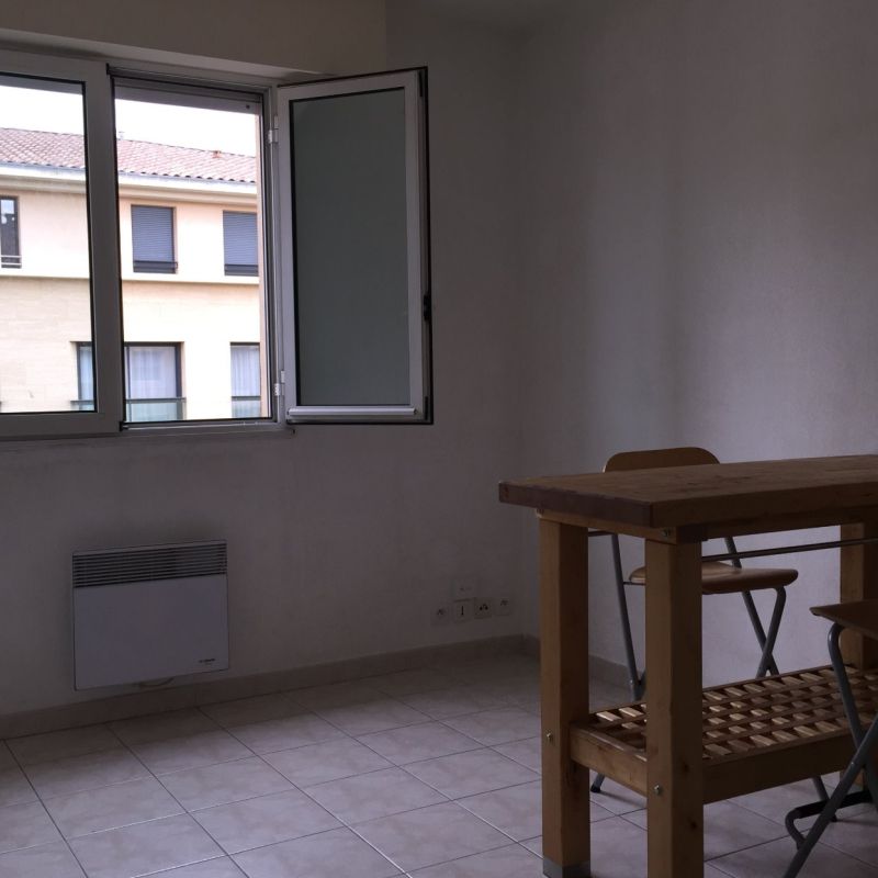 Studio 17 m2 à louer au coeur des Allées Provençales - Photo 1