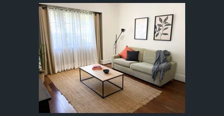 Fall In Love With Character And Charm - Photo 3