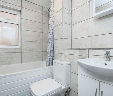 Lowdell Close, Yiewsley, UB7 - Photo 5