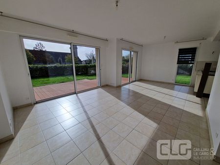 COMBRIT - Maison - 4 chambres - Photo 4