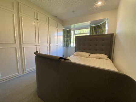 3 bedroom semi-detached house to rent - Photo 3