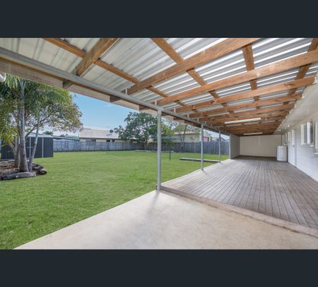 11 Barnaby Court, Burdell, Qld 4818 - Photo 2