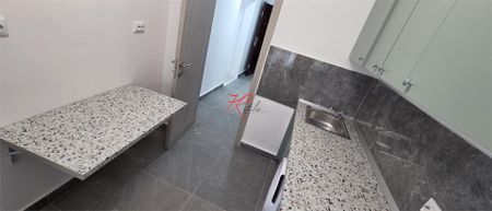 Inchiriere apartament 2 camere Teiul Doamnei - Photo 3