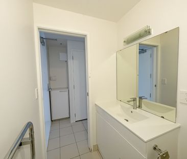 Cozy one bedroom Hobson St apartment - Photo 1