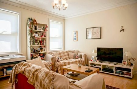 1 Bedroom Stanmore Road - Photo 3