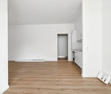 Ny-renoveret lejlighed med skøn walk-in closet og opvasker i Silkeb... - Photo 3