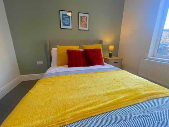 1 bedroom in a house share to rent - Photo 1
