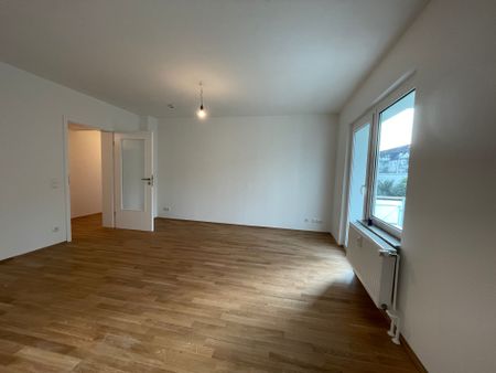 *** modernisiert! 3-Zimmer-Wohnung in erster Etage mit Balkon *** - Photo 4