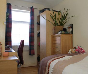 Grasmere Street (4 bed) - Photo 1