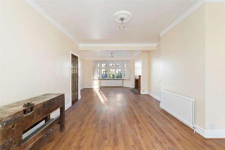 Colebrooke Drive, Wanstead, E11 - Photo 4