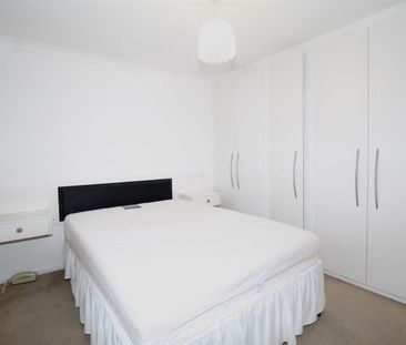 3 Bedroom House - Semi-Detached To Let - Photo 4