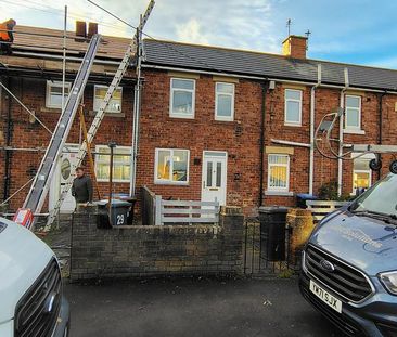 2 bedroom terraced house to rent - Photo 1