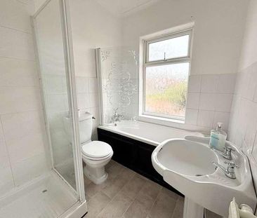 Leslie Road, WA10 - Photo 6