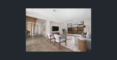 As-New 4-Bedroom Home – Low-Maintenance Living in Prime Beachside Location - Photo 2