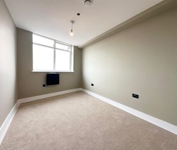 2 bed flat to rent in Sheffield Road, Barnsley, S70 - Photo 5