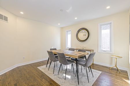 For Lease - 741 College Manor Drive, Newmarket, Ontario - Photo 5