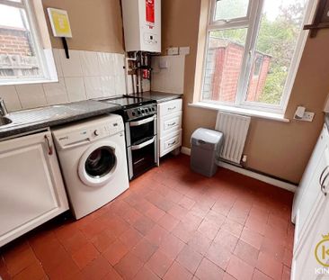 5 bedroom detached house to rent - Photo 5