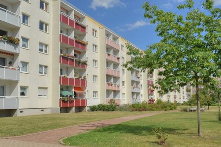 3-Raum-Wohnung mit Balkon! *komplett saniert* - Photo 5