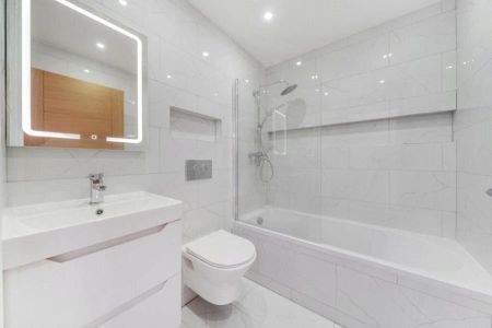 1A Hermitage Road, Woking - 2 bedrooms Property for lettings - Seymours - Photo 4