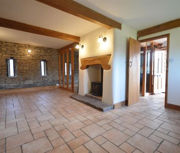 3 bed barn conversion to rent in Threshing Barn, Herefordshire, HR6 - Photo 5