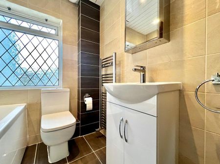 2 bedroom terraced house to rent - Photo 3