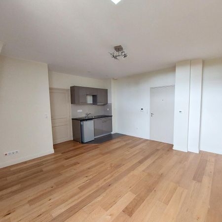 location Appartement F1 DE 29.85m² À POITIERS - Photo 3