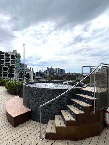 South Melbourne - Photo 2