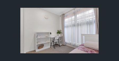 FAMILY HOME IN EVERGREEN ESTATE - Photo 3