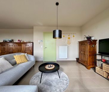 Duplexappartement met 3 slaapkamers en garage te Oosteeklo. - Foto 3