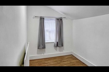 3 Bed Terraced House, Wolseley Street, RG1 - Photo 3