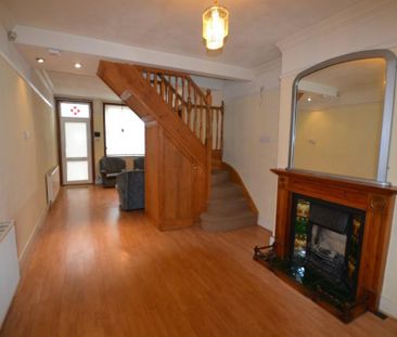 3 bedroom terraced house to rent - Photo 5