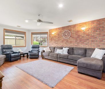 4 Bedroom Family Home in Popular Montebello Precinct - Photo 2