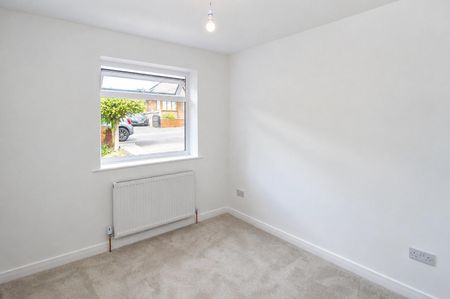 Hallcroft Drive, Horbury, Wakefield - Photo 3
