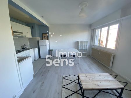 Location appartement - La Madeleine Centre - Photo 2
